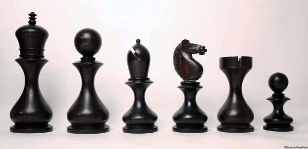 Antique 19th century Dublin Pattern Chess Set