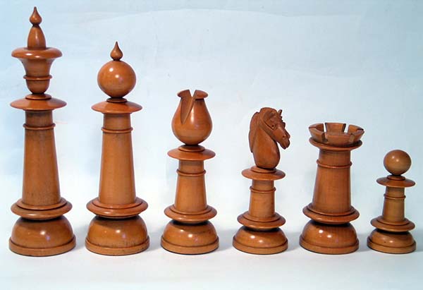 Antique Edinburgh Upright Chess Set
