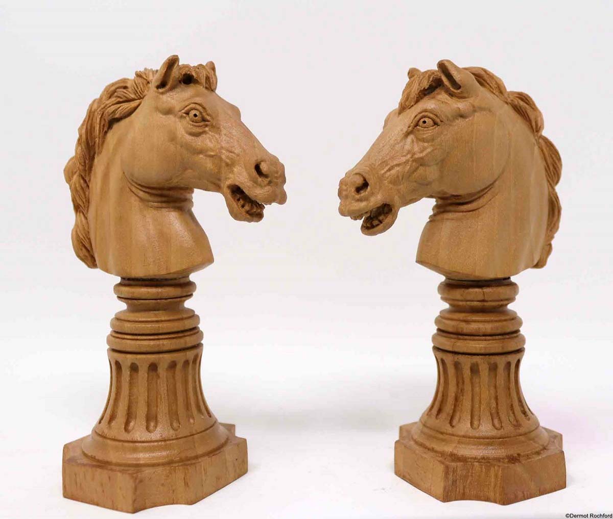 DK Bust Chess Set