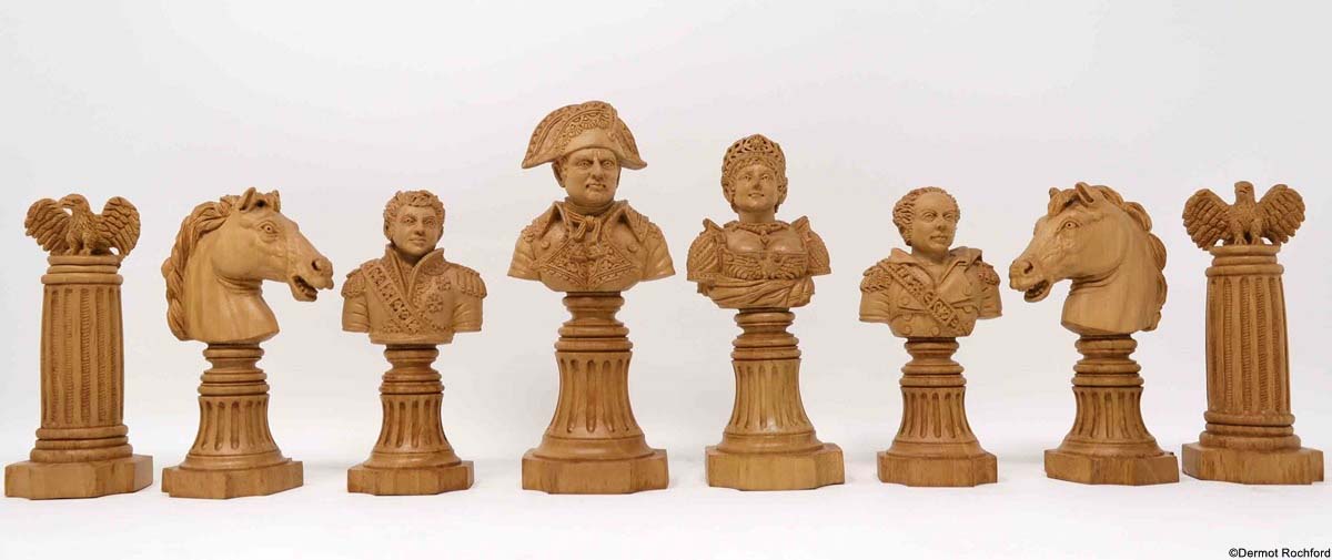 DK Bust Chess Set