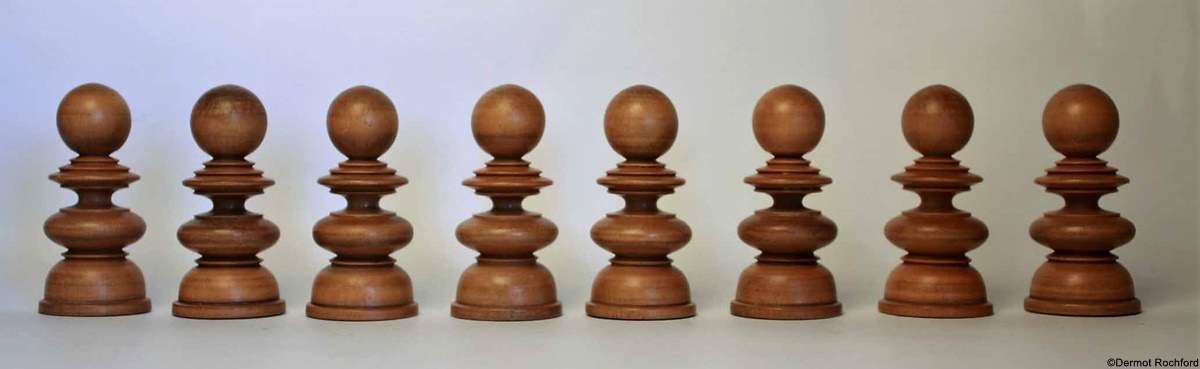 Old Antique English Pattern Chess Set