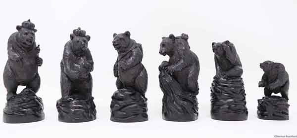 Oleg Raikis Chess Set