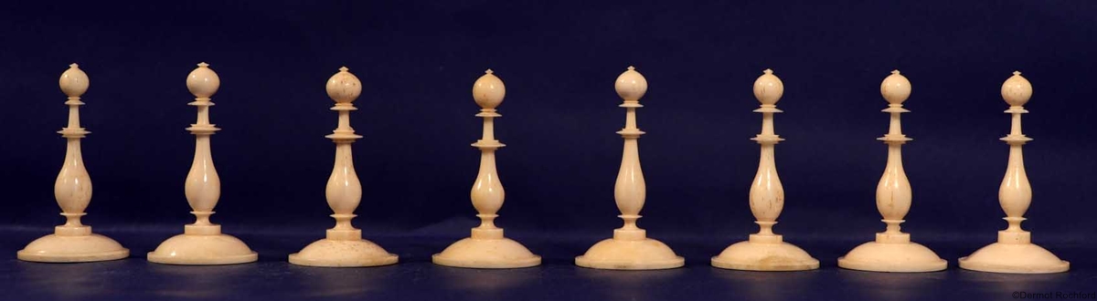 Antique Bone Selenus Chess Set