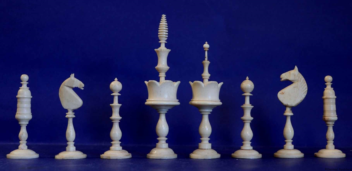 Antique Bone Selenus Chess Set