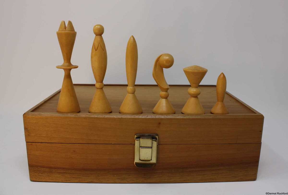 Vintage Anri Space Age Chess Set